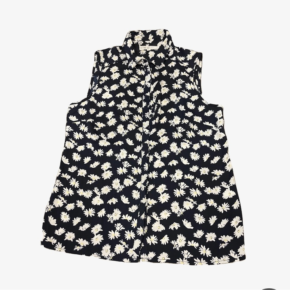 Cleo Black and White Sleeveless Button Down Shirt with Collar